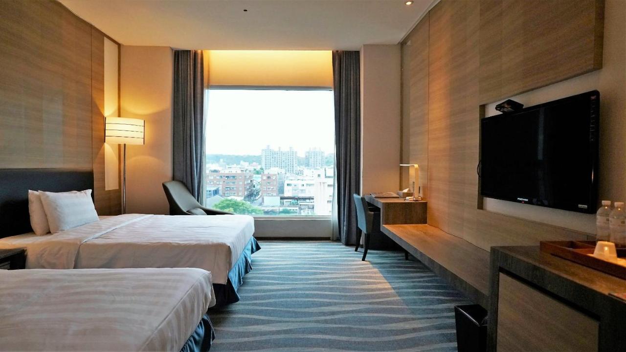 City Suites - Kaohsiung Chenai Exteriör bild